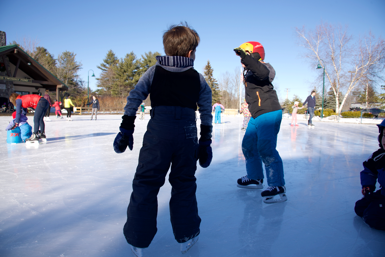 Lee Twombly Pond – Family Ice